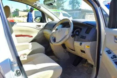 Toyota Isis