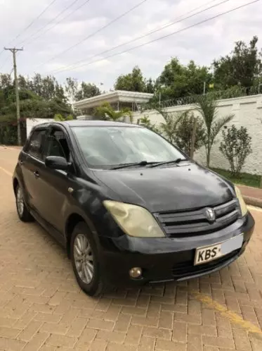 Toyota Ist 