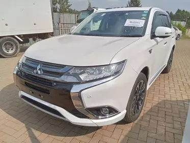 Mitsubishi Plug-in Hybrid Outlander