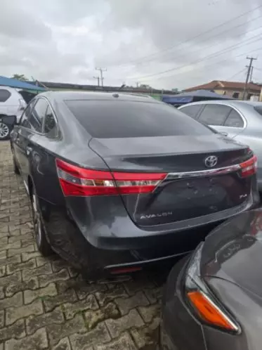 Toyota Avalon