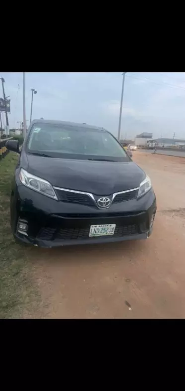 Toyota Sienna
