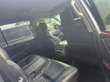 Lexus LX 570