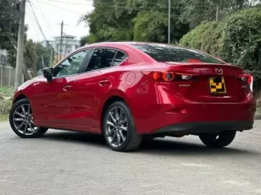 Mazda Axela 