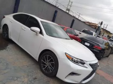 Lexus ES 350