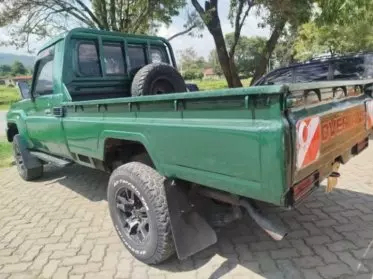 Toyota Land Cruiser 79 Single Cabin