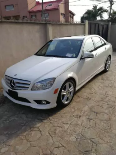 Mercedes-Benz C 300