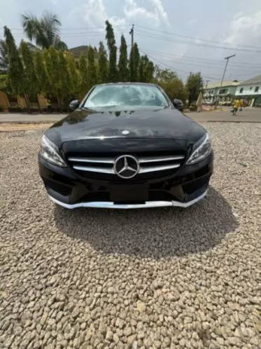 Mercedes-Benz C 300