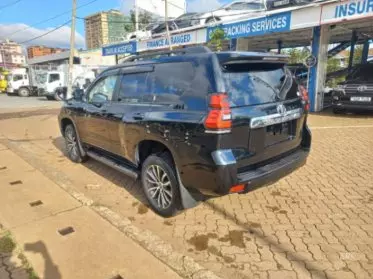 Toyota Landcruiser Prado
