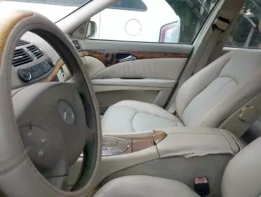 Mercedes-Benz E 320