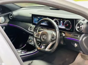 Mercedes-Benz E250