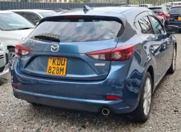 Mazda Axela
