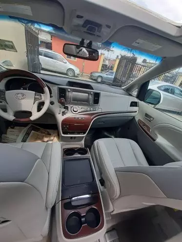 Toyota Sienna