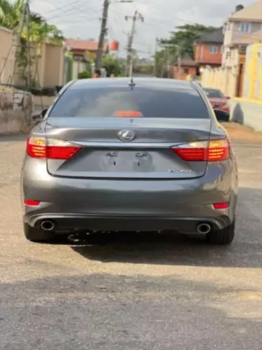 Lexus ES 350