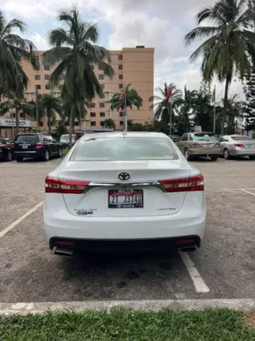 Toyota Avalon