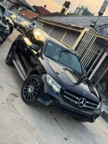 Mercedes-Benz GLC 300