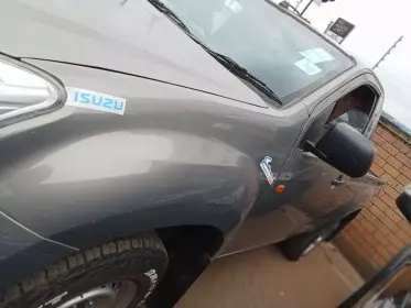 Isuzu D-Max