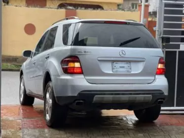 Mercedes-Benz ML 350