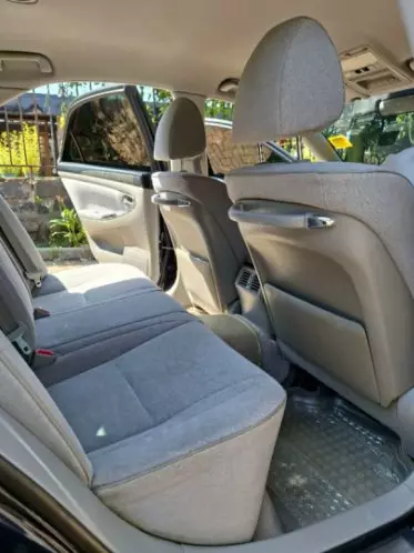 Toyota Crown Royal saloon 