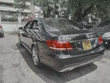 Mercedes-Benz E 250