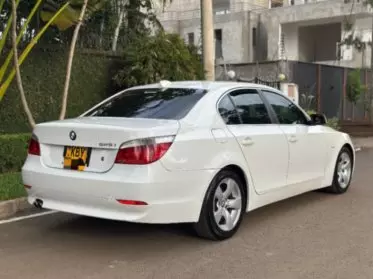 BMW 525I