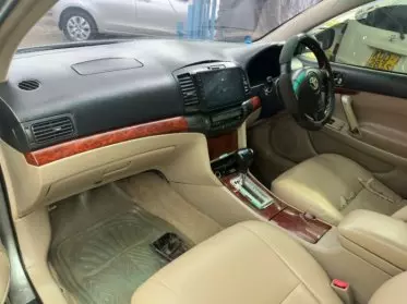 Toyota Premio 