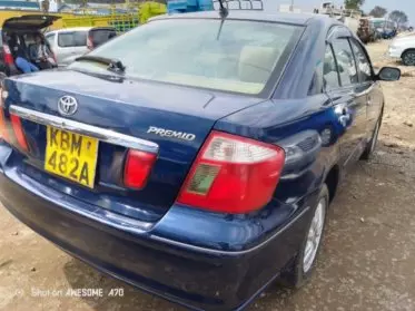 Toyota Premio 