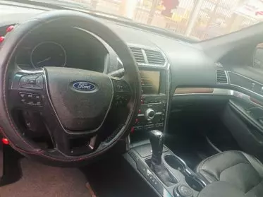 Ford Explorer XLT 3.5L