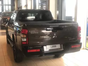 Mitsubishi L200 D/C Sportero A/T
