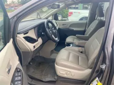 Toyota Sienna