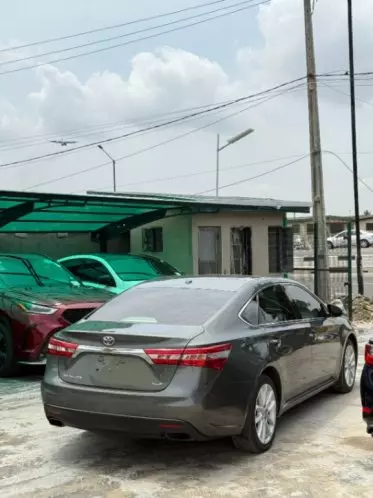 Toyota Avalon