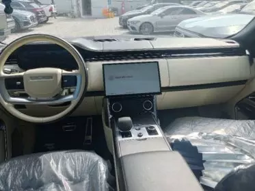 RANGE ROVER Autobiography