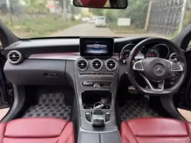Mercedes-Benz C200