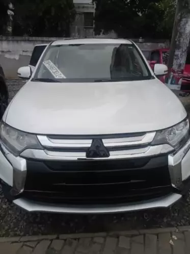 Mitsubishi Outlander hybrid