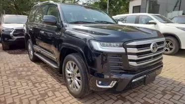 Toyota Land Cruiser GXR