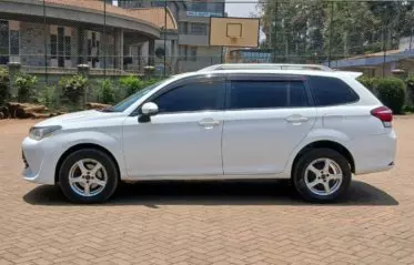 Toyota Fielder 