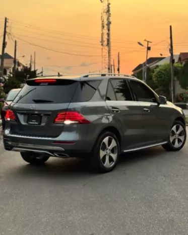 Mercedes-Benz GLE 350