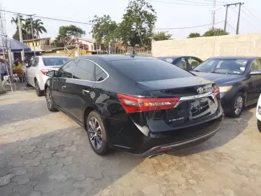 Toyota Avalon