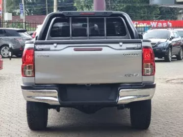 Toyota Hilux Revo