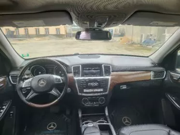 Mercedes-Benz ML 350
