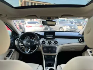 Mercedes-Benz GLA 250