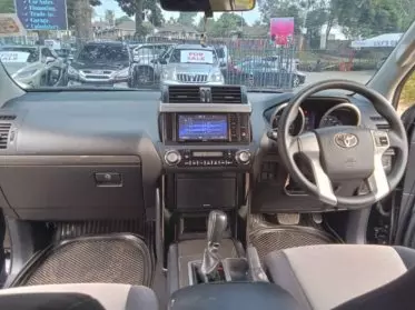 Toyota Landcruiser Prado