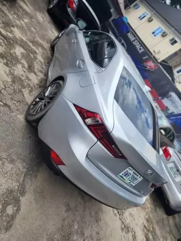 Lexus IS 250
