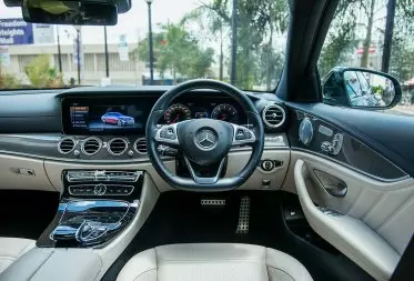 Mercedes-Benz E 43 AMG