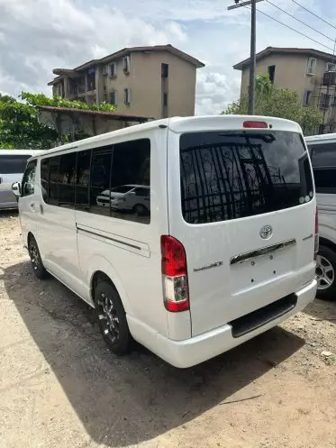 Toyota Hiace