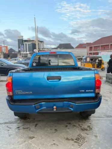 Toyota Tacoma