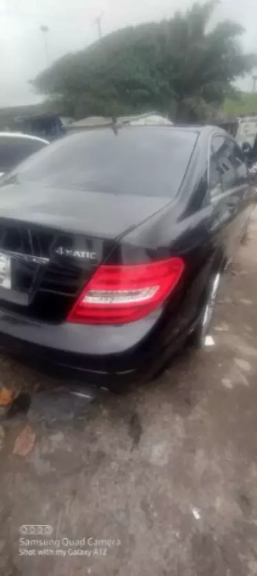 Mercedes-Benz C 300