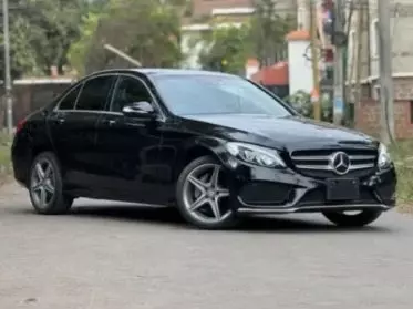 Mercedes-Benz C200