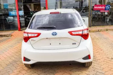 Toyota vitz hybrid