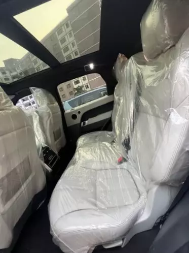 RANGE ROVER Autobiography