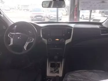Mitsubishi L200 D/C Sportero A/T